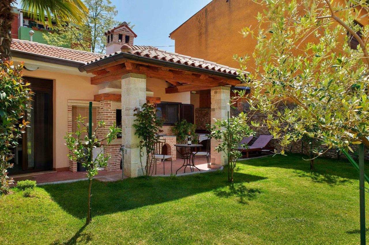 Holiday House Arena Pola Esterno foto