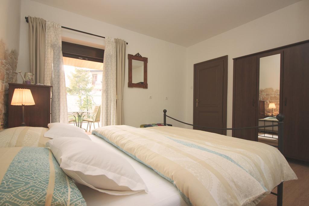 Holiday House Arena Pola Esterno foto